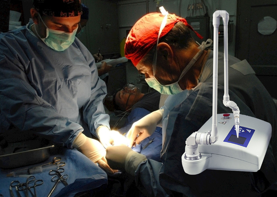 Medische Verwaarloosbare de Lasermachine van Instrumenten Veterinaire Co2 voor Honden/het Dierlijke Ziekenhuis